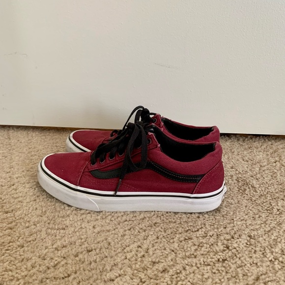 Vans Shoes - VANS Old Skool Burgundy!